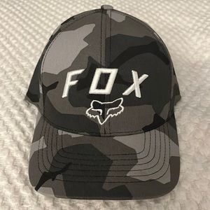 Fox flex fit hat size L/XL